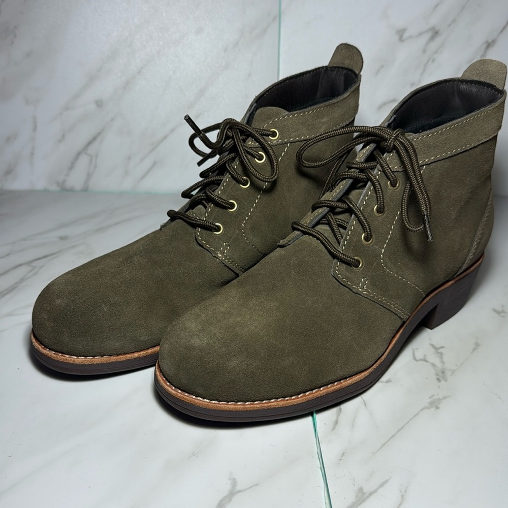 WORX by Red Wing Shoes Woman’s size 9W. Suede Leather Boots